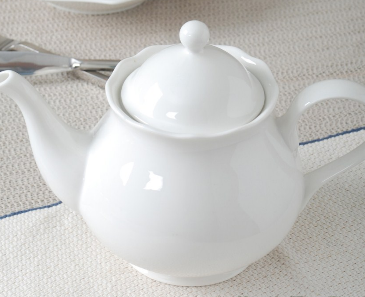 Tetera con tapa